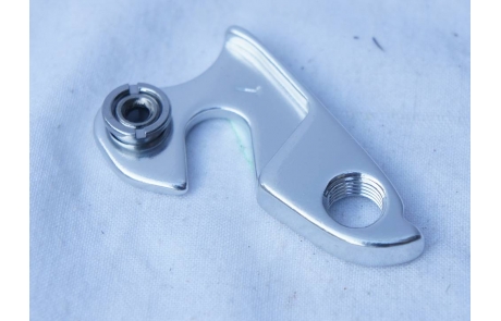 Ureche Schimbator UR-10